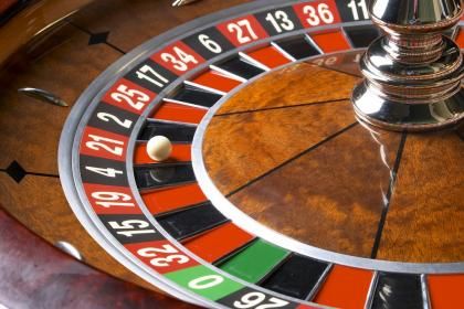 Luckyi8 پاکستان کیسینو میں بلیک جیک گیمز
